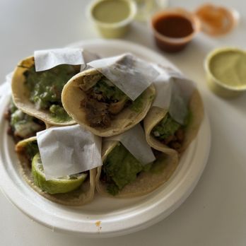 El Bombero 408 - Taco TJ $2 Taco Tuesday - Carnitas was least salty of the batch. Green sauce is amazing. - Mexican Near Me - San Jose, California