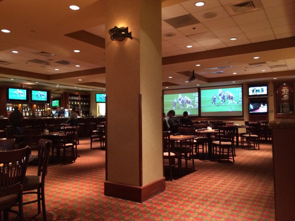 SPORTSMAN’S CLUB BAR & GRILL Updated September 2024 2401 Bass Pro