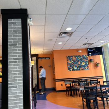 Cinco Mas - Inside of restaurant - Mexican Near Me - Columbus, Ohio Cinco Mas - Inside of restaurant - Mexican Near Me - Columbus, Ohio