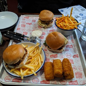 Meatliquor X - Ceasar sandwich, burgers and fries and and cheese - Gastropubs Near Me - London, XGL