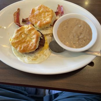 Bob Evans - Passed on the home fries and got a fruit bowl. Biscuit/Sausage/Egg Plus Biscuit/Bacon/Egg Sausage Gravy in the side Mmmmm mmmmm good - Breakfast & Brunch Near Me - Mansfield, Ohio Bob Evans - Passed on the home fries and got a fruit bowl. Biscuit/Sausage/Egg Plus Biscuit/Bacon/Egg Sausage Gravy in the side Mmmmm mmmmm good - Breakfast & Brunch Near Me - Mansfield, Ohio