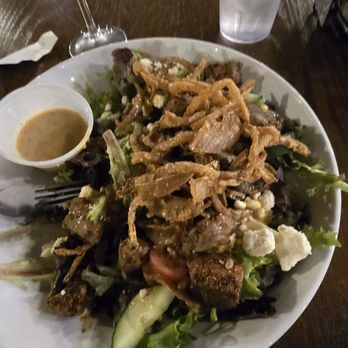 Front Street Pub & Eatery - Blackened steak salad - American Near Me - Davenport, Iowa Front Street Pub & Eatery - Blackened steak salad - American Near Me - Davenport, Iowa