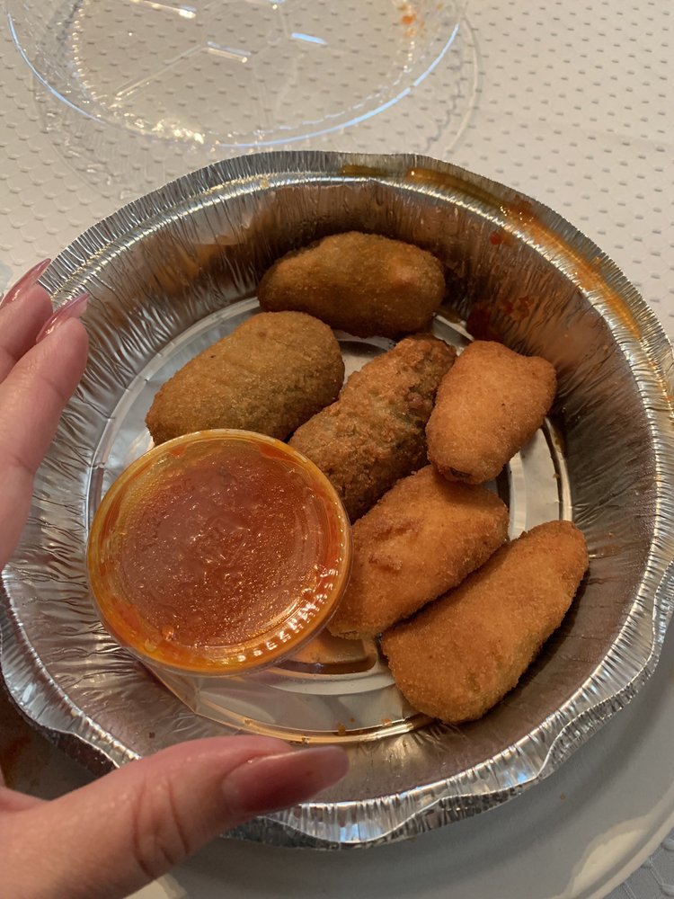 ITALIA’S CORNER CAFE 51 Photos & 76 Reviews 7089 Baltimore