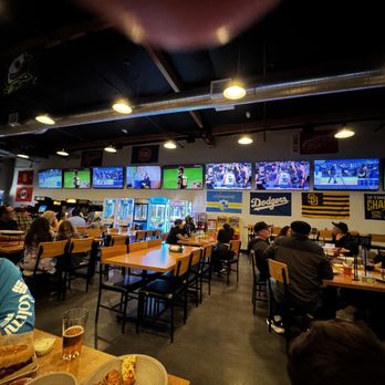 Tony Pepperoni Pizzeria - Pizza Near Me - Oceanside, California