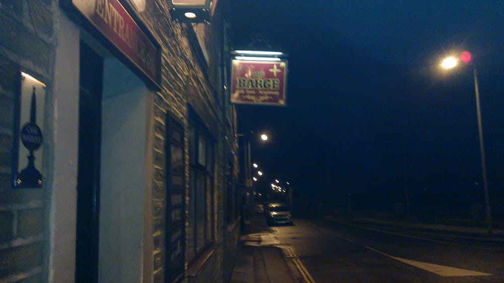 THE BARGE Updated June 2024 37 Mill Lane, Brighouse, West Yorkshire