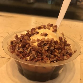Lickity Split Frozen Custard & Sweets - Ice Cream & Frozen Yogurt Near Me - Chicago, Illinois Lickity Split Frozen Custard & Sweets - Ice Cream & Frozen Yogurt Near Me - Chicago, Illinois