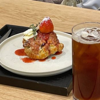 Kiwa - Scone - Cafes Near Me - Louisville, Kentucky Kiwa - Scone - Cafes Near Me - Louisville, Kentucky