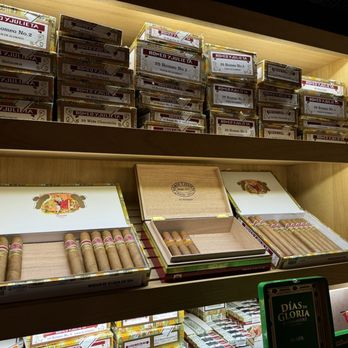 Manuel's - A great collection of goodies here! See you here! - Tobacco Shops Near Me - Zürich, ZH