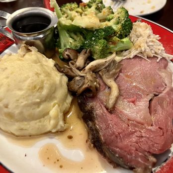 Sharps Roasthouse - American Near Me - SeaTac, Washington
