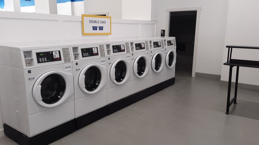LAUNDROMAX Updated August 2024 13 Photos & 15 Reviews 2705 18th St, Kenosha, Wisconsin