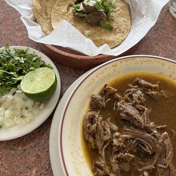 Tecalitlan Restaurant - Mexican Near Me - Rochelle, Illinois