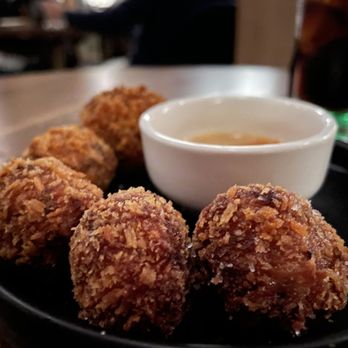 Uchibā Austin - Cocktail Bars Near Me - Austin, Texas