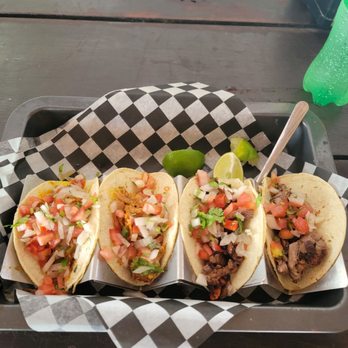 Don’s Tacos and Burritos - Cochinita Pibil and Arrachera tacos - Tacos Near Me - Cancún, ROO