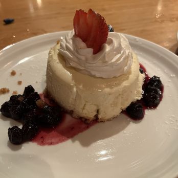 Black's Bar & Kitchen - Cheesecake - New American Near Me - Bethesda, Maryland