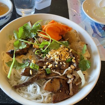 Vietnamese Cafe - Combination rice noodle bowl - Vietnamese Near Me - Thornton, Colorado