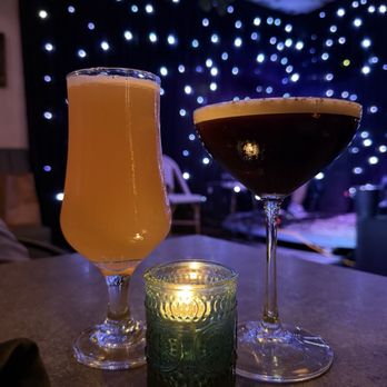 Banyans Craft Kitchen and Lounge - Cocktail Bars Near Me - Kailua, Hawaii Banyans Craft Kitchen and Lounge - Cocktail Bars Near Me - Kailua, Hawaii