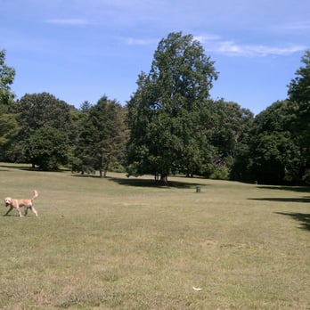 Wanskuck Park - The west half of the park is a very large field - Parks Near Me - Providence, Rhode Island