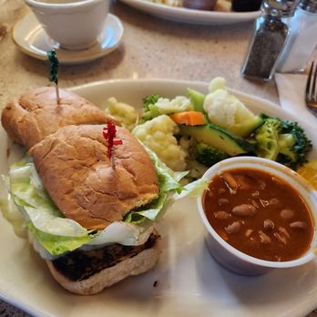 Brad's Restaurant - Seafood Near Me - Pismo Beach, California Brad's Restaurant - Seafood Near Me - Pismo Beach, California
