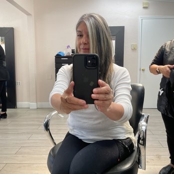 Priscilla Sala De Belleza - Embracing my grey - Hair Stylists Near Me - San Jose, California Priscilla Sala De Belleza - Embracing my grey - Hair Stylists Near Me - San Jose, California