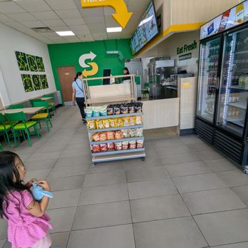Subway - Sandwiches Near Me - Pickering, Ontario