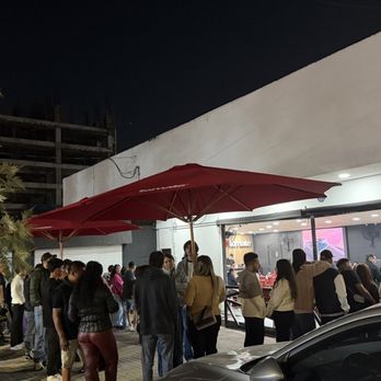 La Tomate - Line to get in... it goes quick and worth the wait - Tacos Near Me - Guadalajara, JAL La Tomate - Line to get in... it goes quick and worth the wait - Tacos Near Me - Guadalajara, JAL