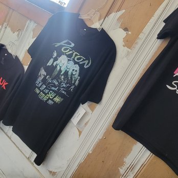 Moon Zooom - The shirts you see at target are here but more expensive. - Used, Vintage & Consignment Near Me - San Jose, California Moon Zooom - The shirts you see at target are here but more expensive. - Used, Vintage & Consignment Near Me - San Jose, California