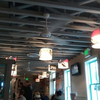 Wahoo's Fish Taco - Exposed ceiling light fans air ducts and tresses... - Mexican Near Me - Orange, California