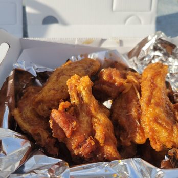 bb.q Chicken Kahala - Honey garlic half order - Chicken Wings Near Me - Honolulu, Hawaii