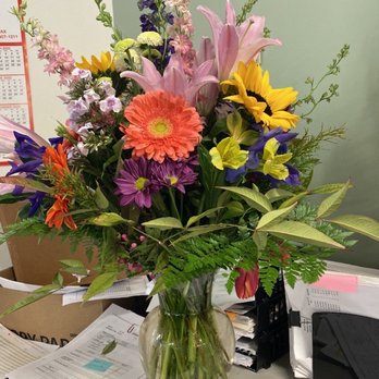 The Flower Lady - Florists Near Me - Seattle, Washington