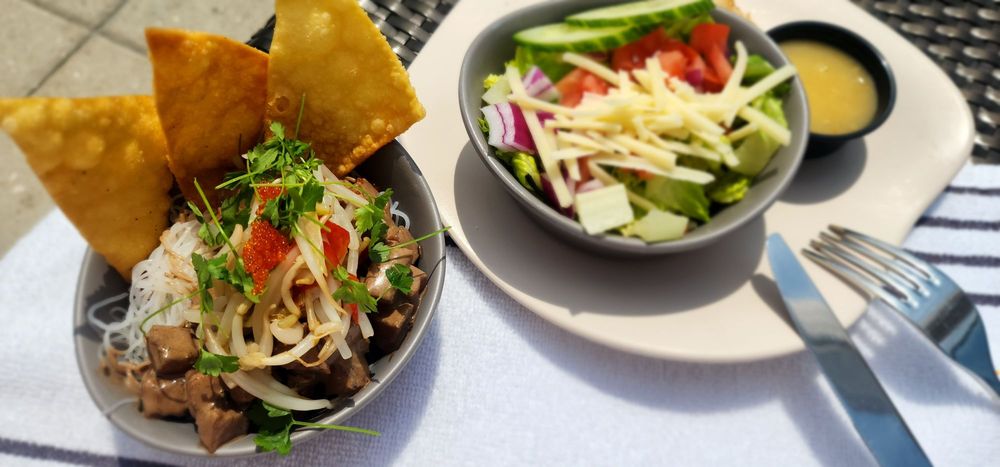Roof Bar & Eats Image