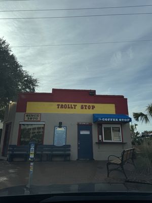 Trolly Stop by null