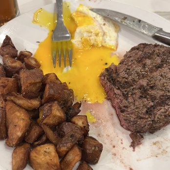 SweetDiner - Steak & Eggs - Diners Near Me - Milwaukee, Wisconsin