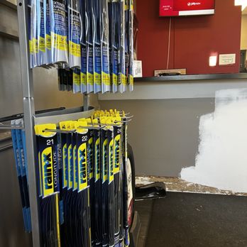 Jiffy Lube - Lots of wipers in stock - Oil Change Stations Near Me - Raleigh, North Carolina Jiffy Lube - Lots of wipers in stock - Oil Change Stations Near Me - Raleigh, North Carolina