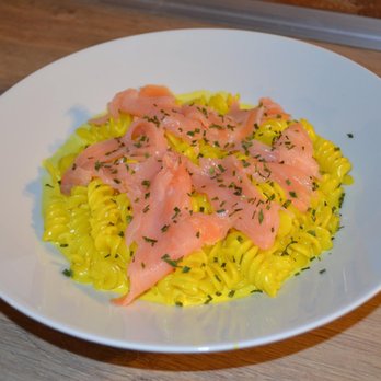 La Cave d'Alexandre - Fusilli au saumon - Wine Bars Near Me - Marseille, 13
