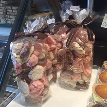 Pasticceria Bolzani - Chocolatiers & Shops Near Me - Vicenza, Virgin Islands