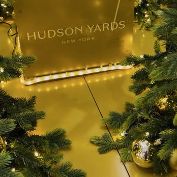 Neuhaus - New York - Hudson Yards decor - Chocolatiers & Shops Near Me - New York, New York Neuhaus - New York - Hudson Yards decor - Chocolatiers & Shops Near Me - New York, New York