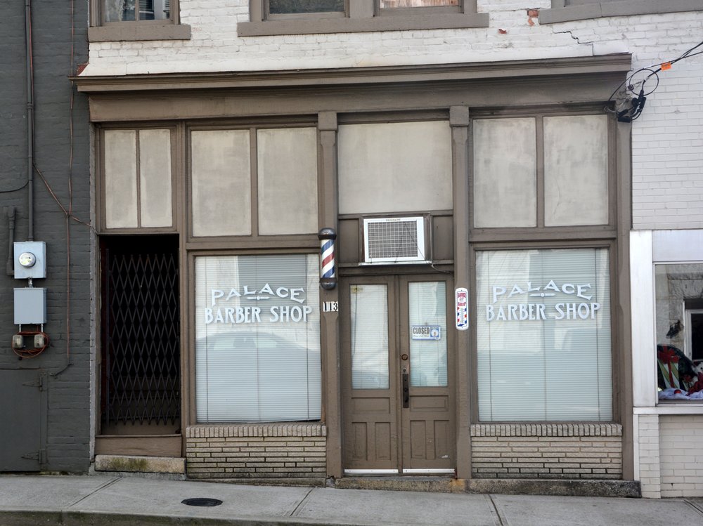 Palace Barber Shop Logo