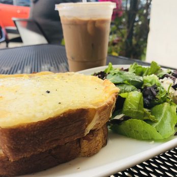 Bree'osh - Montecito - Coffee & Tea Near Me - Santa Barbara, California Bree'osh - Montecito - Coffee & Tea Near Me - Santa Barbara, California
