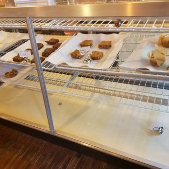 Kaffeology - Dessert display - Coffee & Tea Near Me - Newport, Rhode Island Kaffeology - Dessert display - Coffee & Tea Near Me - Newport, Rhode Island