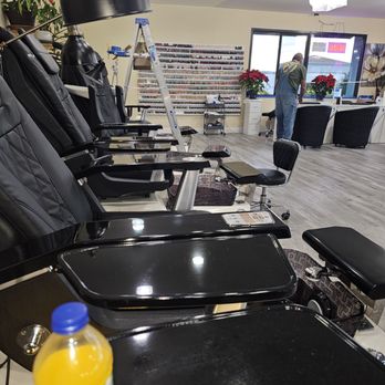 Michael Nails & Spa - Nail Salons Near Me - Grover Beach, California