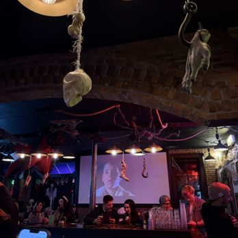 Eat Crow - Bars Near Me - St. Louis, Missouri