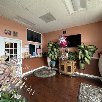 Relax Thai Massage - Nice lobby. Clean And Cozy - Massage Therapy Near Me - Los Angeles, California Relax Thai Massage - Nice lobby. Clean And Cozy - Massage Therapy Near Me - Los Angeles, California