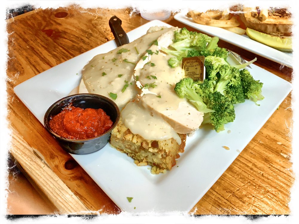 THE WHISTLE STOP BAR & GRILL 24 Photos & 89 Reviews Pubs 85 Main