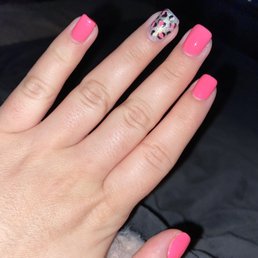 UV gel mani 35 for fill in 55 for new set I paid 45 with design UV gel mani 35 for fill in 55 for new set I paid 45 with design