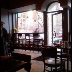 Kaia Wine Bar - Nice seating and decor