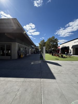 Cross County Center by null