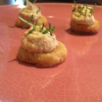 The Magnum Restaurant and Bar - Amuse bouche with salmon - Pubs Near Me - Edinburgh, EDH