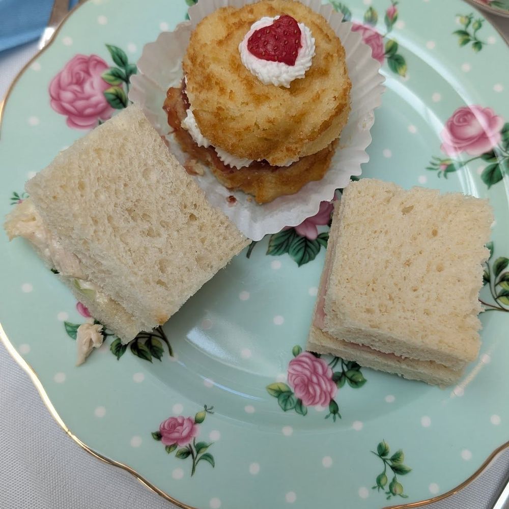 Lovely Tea Parties - Obsessed with the strawberry heart 3 - Caterers Near Me Lovely Tea Parties - Obsessed with the strawberry heart 3 - Caterers Near Me