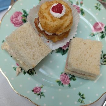 Lovely Tea Parties - Obsessed with the strawberry heart 3 - Caterers Near Me