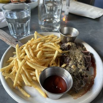 Zinqué - Steak-Frites - French Near Me - Los Angeles, California Zinqué - Steak-Frites - French Near Me - Los Angeles, California